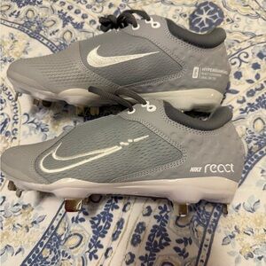 Nike Women's Hyperdiamond 4 Elite softball cleats , sz 7 BNNU